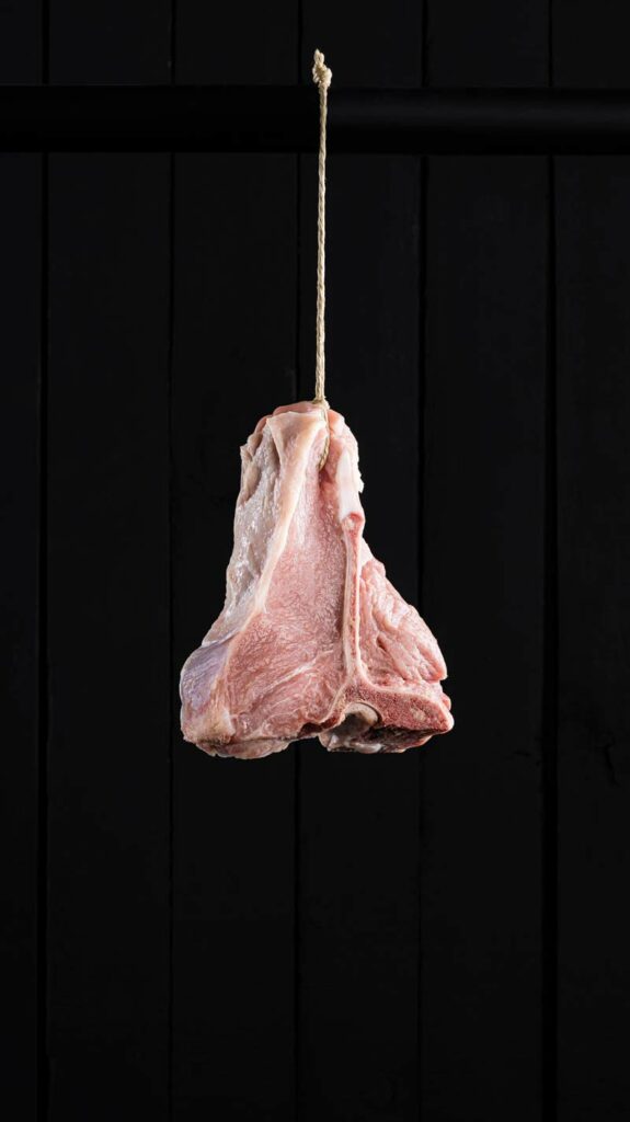 viande de veau origine France premium pour restaurateurs morceaux d'exception bouchers experts - côtes T Bone